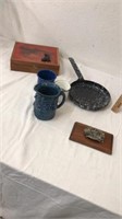 Enamel cups pan with wooden box and weiser belt