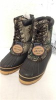 New Magellan boots size adult men's 9 women's 10