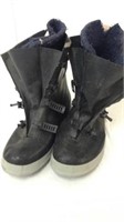 Good insulated buckle up winter snow boots size