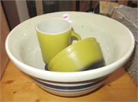 Roseville mixing bowl and (2) Fire King bowls