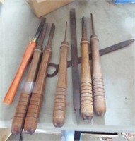 5 Piece Craftsman wood lathe set with other