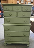 9-DRAWER DISTRESSED CHEST