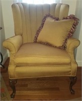 BARREL BACK QUEEN ANNE STYLE GOLD CHAIRS X2