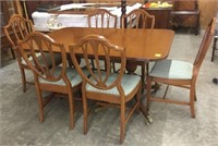 MAHOGANY DOUBLE PEDESTAL DINING ROOM TABLE,