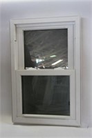 VINYL SLIDING WINDOW 20"X30"