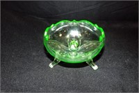 3 FOOTED NAPPY VASELINE GLASS BOWL
