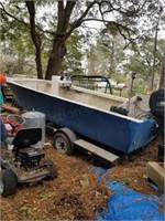20' Fiberglass / Wood Open V-Bow Fishing Boat