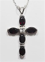 3M- sterling silver garnet pendant necklace