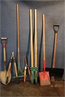 Garden Tool Lot - Shovels, Rake, Post Hole Digger+
