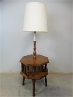 Early American Table Lamp