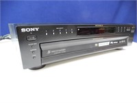 Sony DVD & CD Player Multidisk Unit