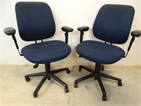 Pair of HON 7700 Series Task Chairs