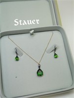 925 Silver Emerald Green Teardrop Necklace