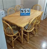 5ft X 3ft Dining Table & 6 Chairs