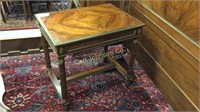 EARLY 20TH CENTURY LOUIS XV STYLE END TABLE