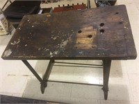 SMALL TABLE QITH IRON BASE