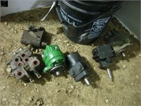 Pail of hyd motors, pumps and controls