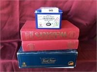 4pcs, Domino's game, Trivial Pursuit & dictionary