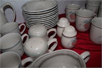 Assorted Country Dish Set