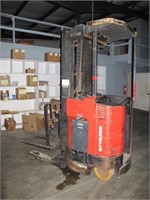 Raymond Stand Up Electric Forklift Mod EASI