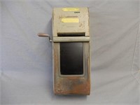 EARLY MOORE STORE RECEIPT MACHINE