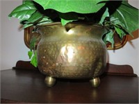 Atq Hammered Brass Footed Planter Pot Container