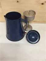 Coffee pots and mug lot of 4