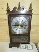 Linden 31 Day Mantle clock with key & pendulum