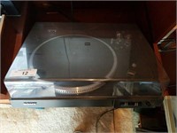 Sony PS-X7 Direct Drive Turntable. WORKS!