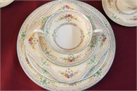 Fine Royal Doulton porcelain china set - serves 8