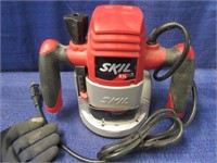 nice skil 1810 router (1.75hp) red