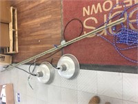 2 HANGING LIGHT FIXTURES WITH RAIL