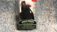 "Uncle Mikes"  Ambidextrous Hip Holster
