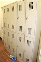 (1) Employee Lockers, 10 Doors, Approx. 10"Wx 34"T