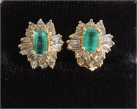 Fine Italian 14kt Gold Emerald & Dia. Earrings
