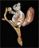 W. Ruser 14kt Gold Pearl & Diamond Squirrel pin
