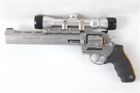Taurus 'Raging Hornet" high powered revolver
