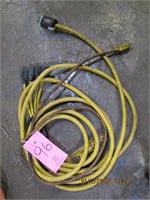 Heavy duty extension cord w/ locking plug &