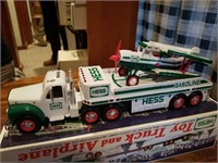 2002 Hess truck and airplane
