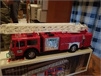 1986 Hess toy fire truck bank