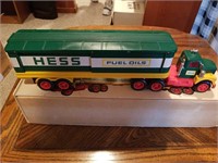 1975-76 Hess Box Trailer