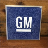 GM small sign approx