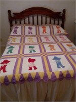 Dutch Boy and Girl wonderfully quilted thin quilt