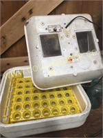 Hova-Bator model 2362N egg incubator