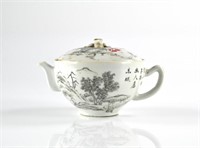CHINESE 19TH C. GRISAILLE PORCELAIN TEAPOT