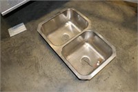 TWO COMPARTMENT SILVER METAL SINK
