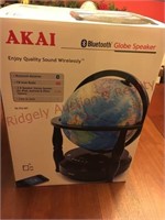 Large new in box Akai Bluetooth Globe with speakeo