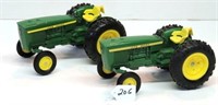 2x- Ertl JD Utility Tractors, 1/16