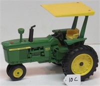 Ertl JD 4010 NF w/Rops 1/16 Toy Farmer