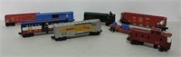 8 Lionel freight cars